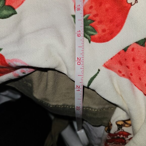 XSmall Strawberry Shortcake Sweatshirt - Picture 4 of 5